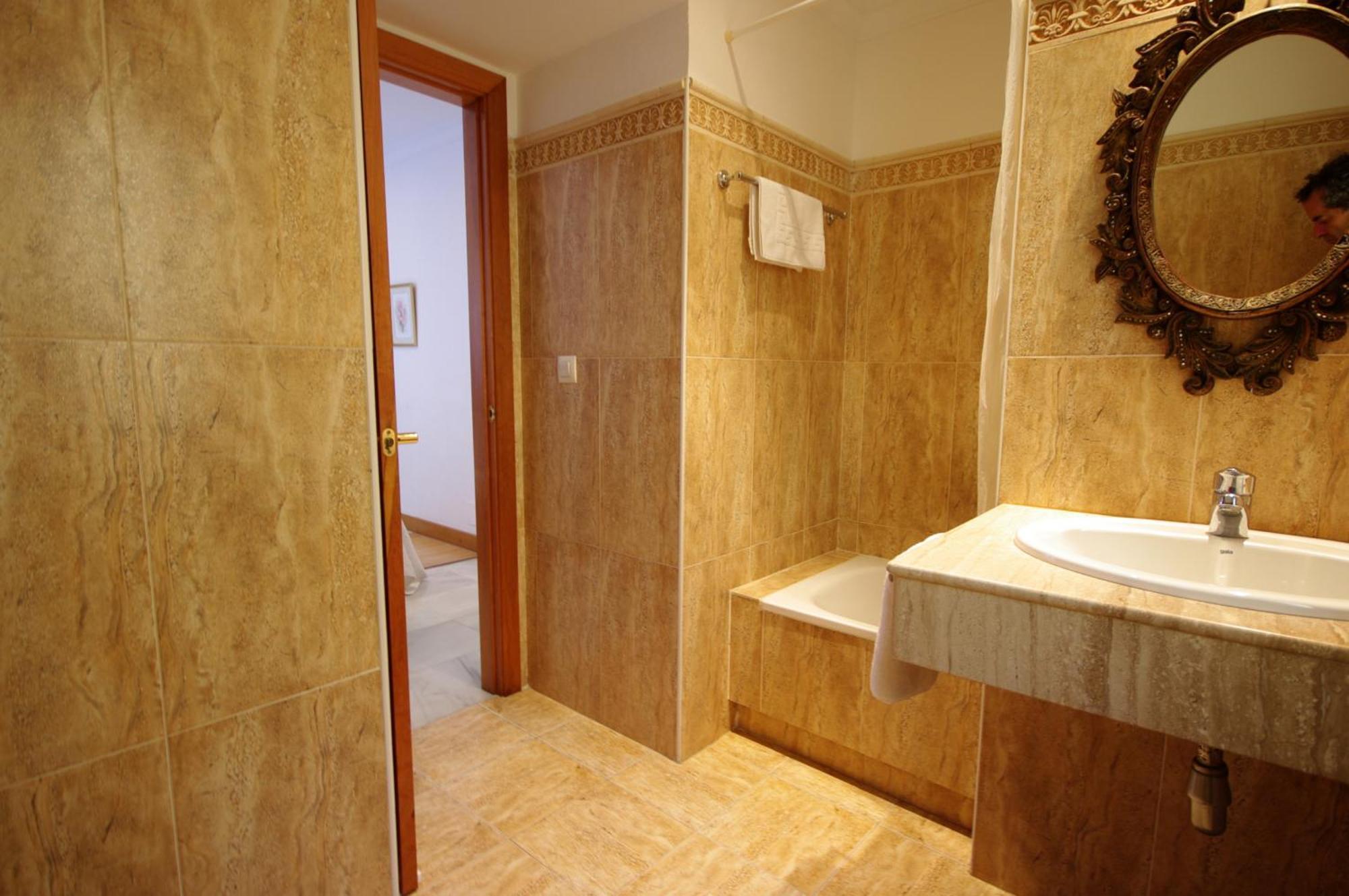 Livingtarifa Apartamento El Puerto Luaran gambar