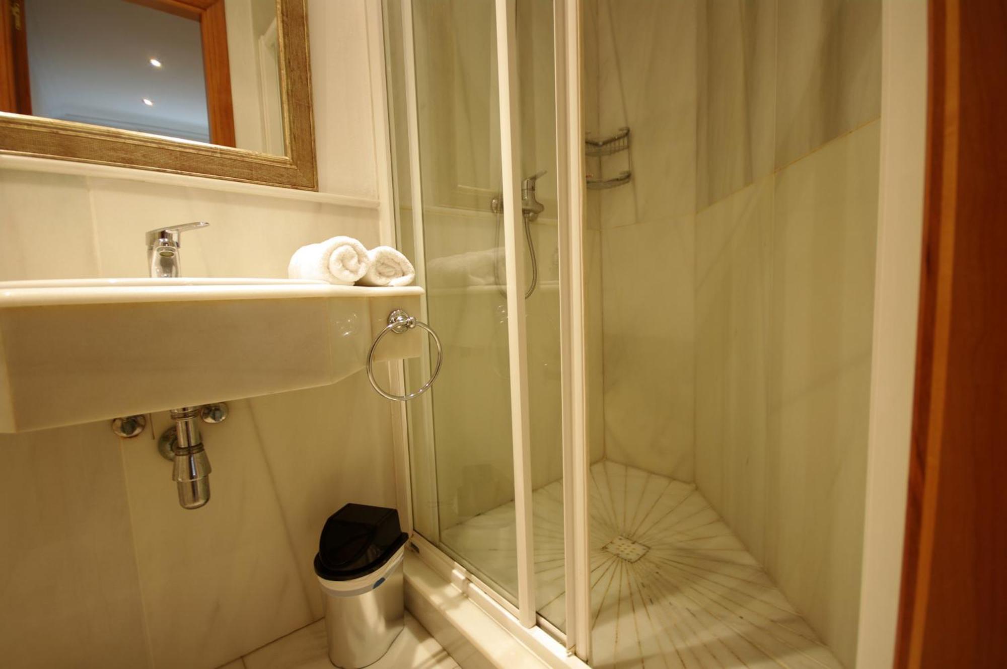 Livingtarifa Apartamento El Puerto Luaran gambar
